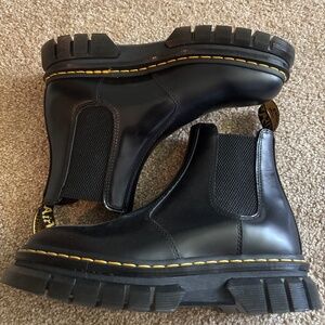 Dr. Martens Rikard Polished Smooth Leather Chelsea Boots MENS US 8